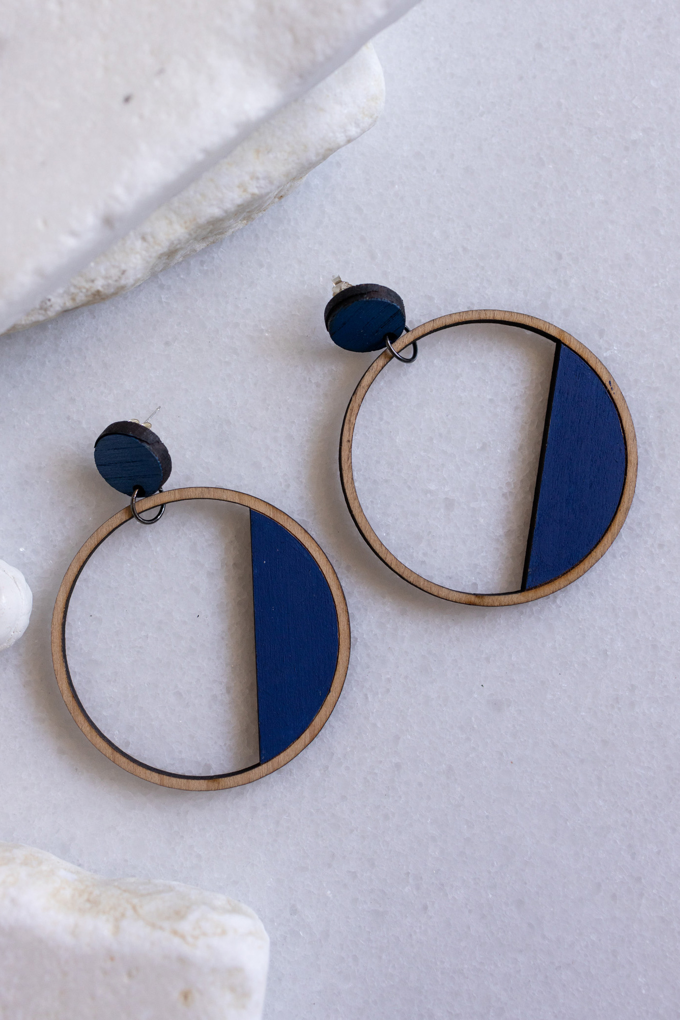 round-blue-long-earrings-2