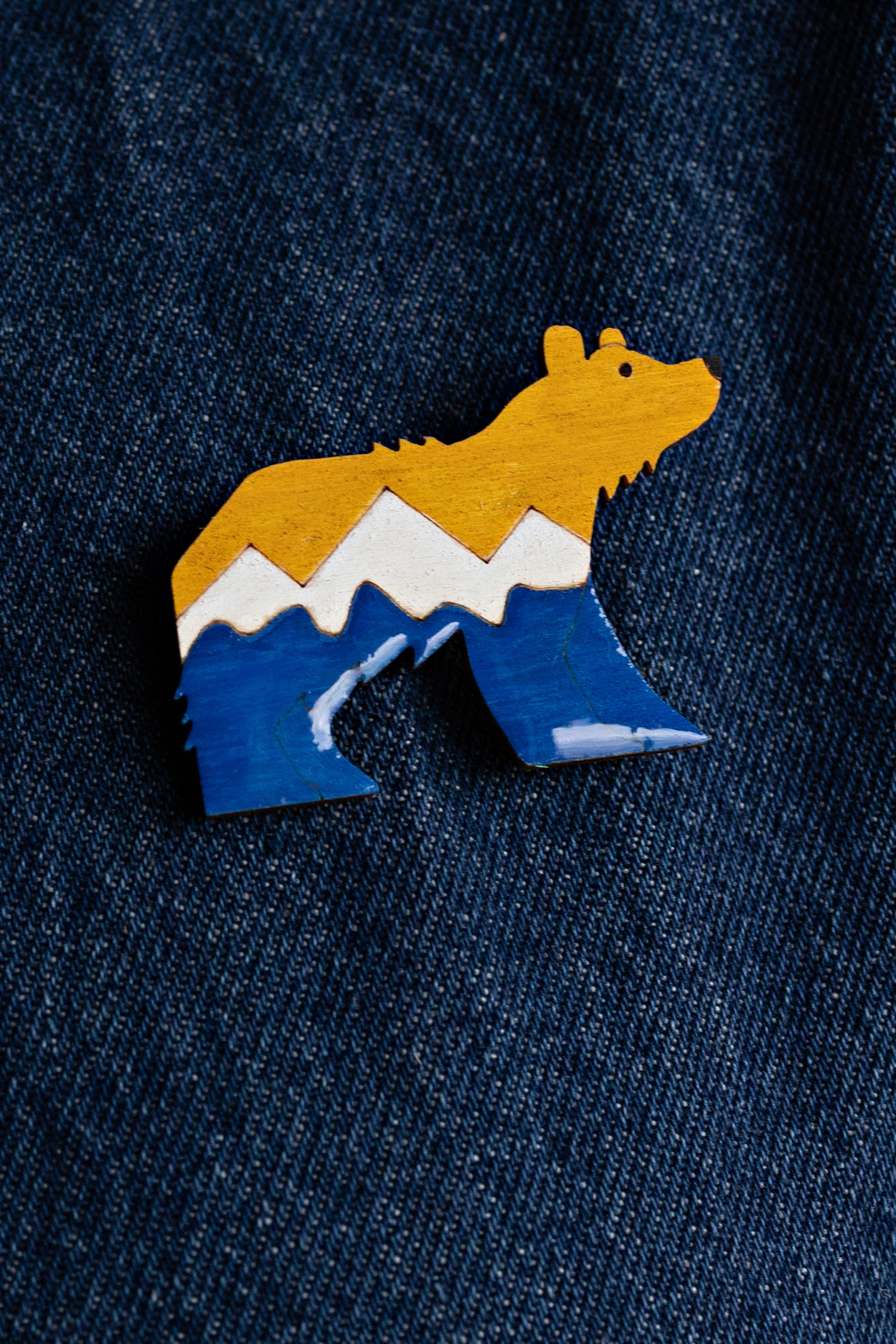 bear-pin